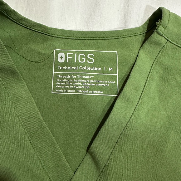 Figs Tops - Figs Short Sleeve V-Neck Top in Olive